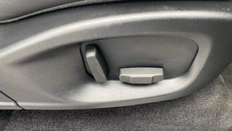 Jaguar E-Pace 2.0 [200] Chequered Flag Edition 5dr Auto Petrol Estate